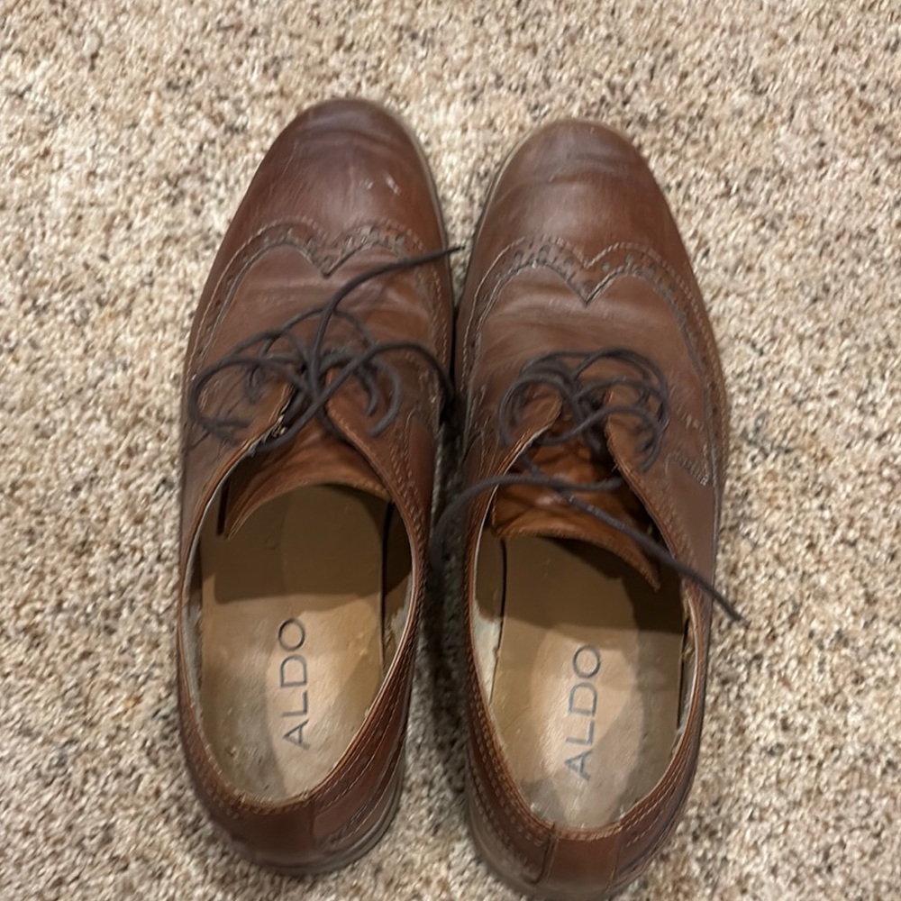 Aldo Brown Leather Oxfords with Classic Design